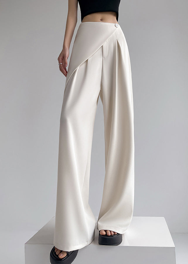 Well Tailored Pants with a Graceful Silhouette