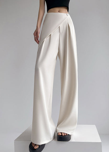 Well Tailored Pants with a Graceful Silhouette
