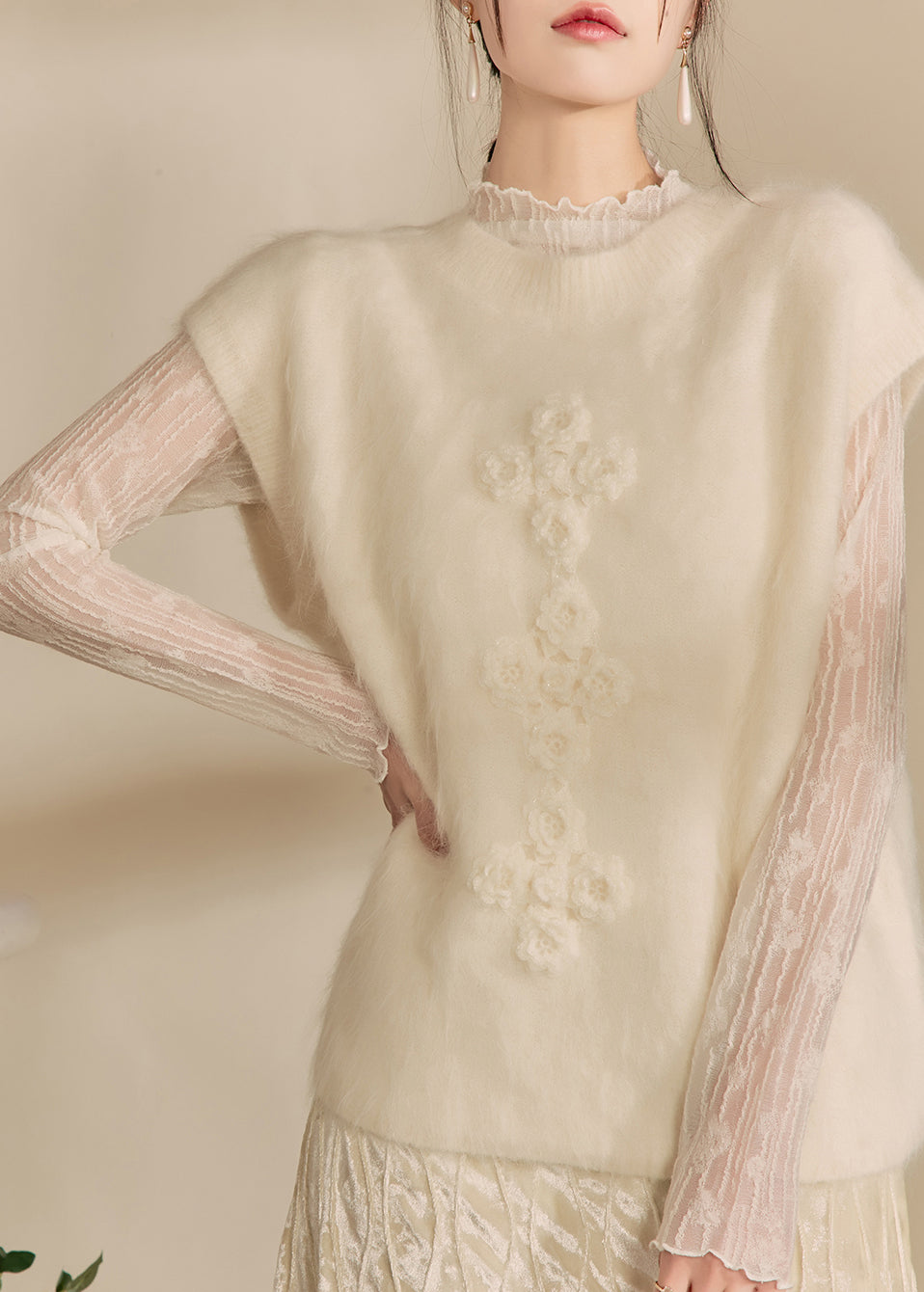 Well Tailored Coat with a Graceful Silhouette