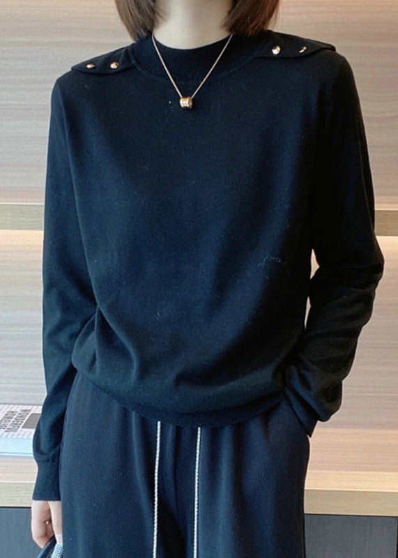 Polished Top with an Effortless Classic Look
