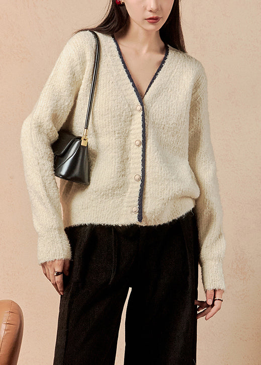 Beautifully Crafted Cardigan in a Classic Style