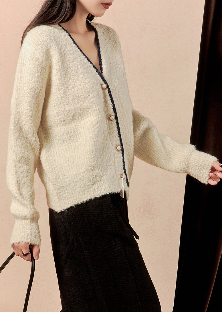 Beautifully Crafted Cardigan in a Classic Style