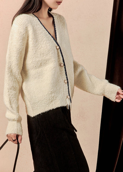 Beautifully Crafted Cardigan in a Classic Style