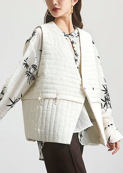 Well Tailored Coat with a Graceful Silhouette