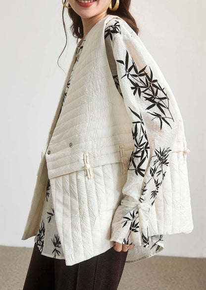Effortlessly Elegant Coat with a Timeless Design