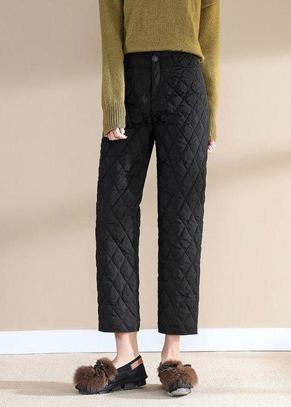 Well Tailored Pants with a Graceful Silhouette