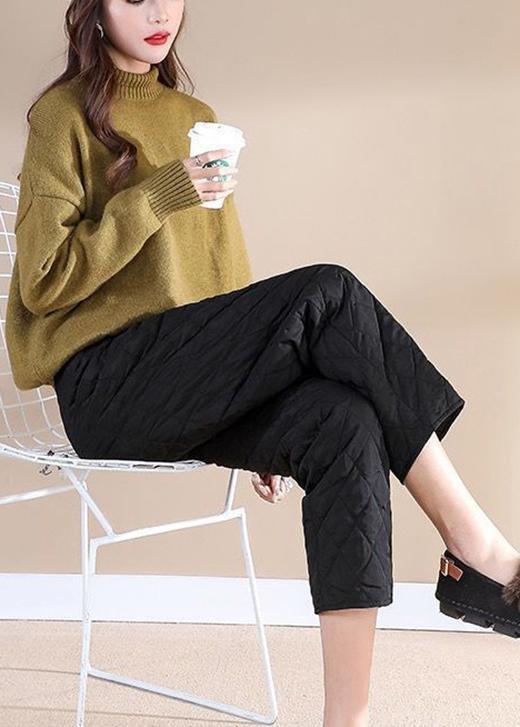 Well Tailored Pants with a Graceful Silhouette