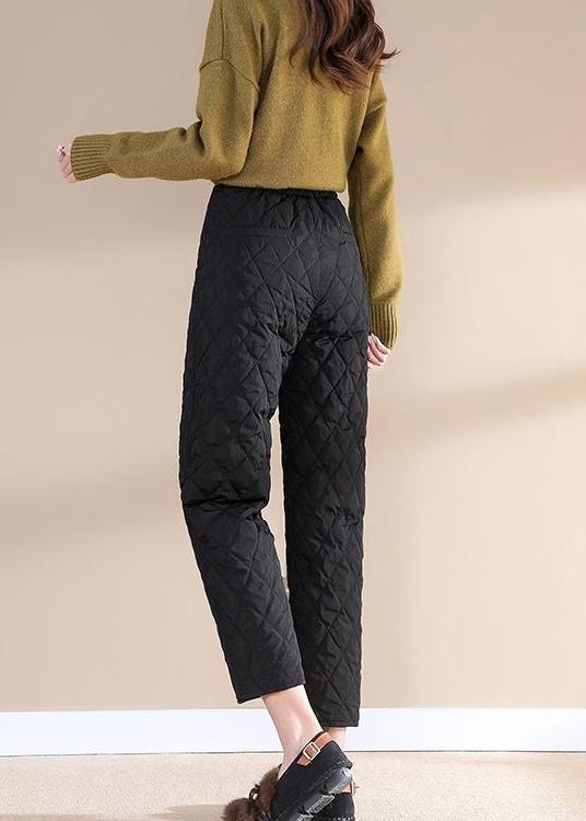 Well Tailored Pants with a Graceful Silhouette
