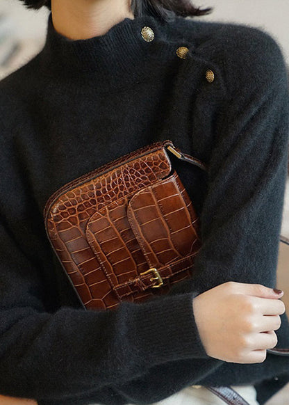 Effortlessly Elegant Sweater with a Timeless Design