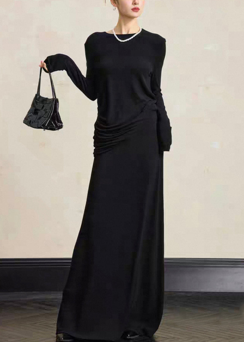 Well Tailored Top with a Graceful Silhouette