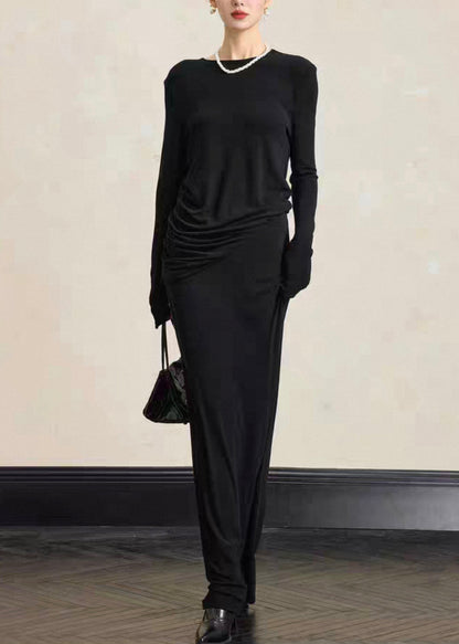 Well Tailored Top with a Graceful Silhouette