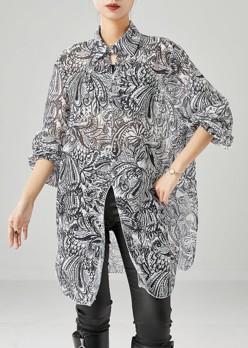 Classic Vintage Shirt with a Flattering Fit