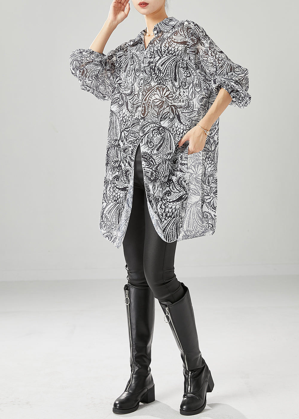 Classic Vintage Shirt with a Flattering Fit