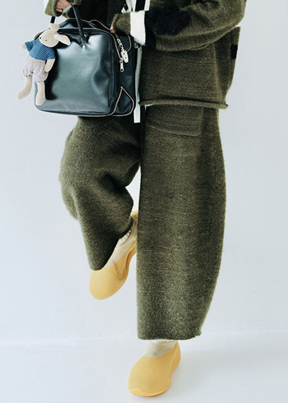 Sophisticated Pants with a Clean Classic Look