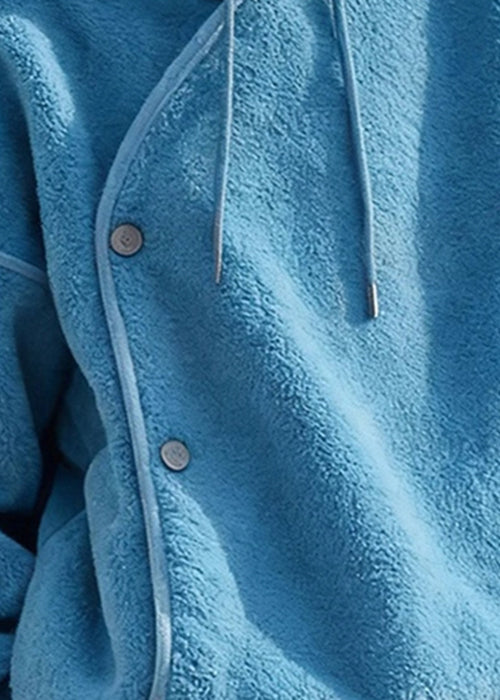 Classic Vintage Shirt with a Flattering Fit