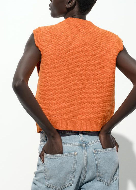Sophisticated Garment with a Clean Classic Look