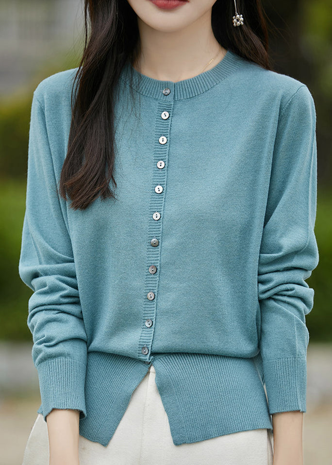 Classic Ring with Timeless Appeal