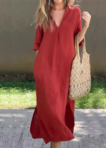 Beautifully Finished Dress in a Timeless Design