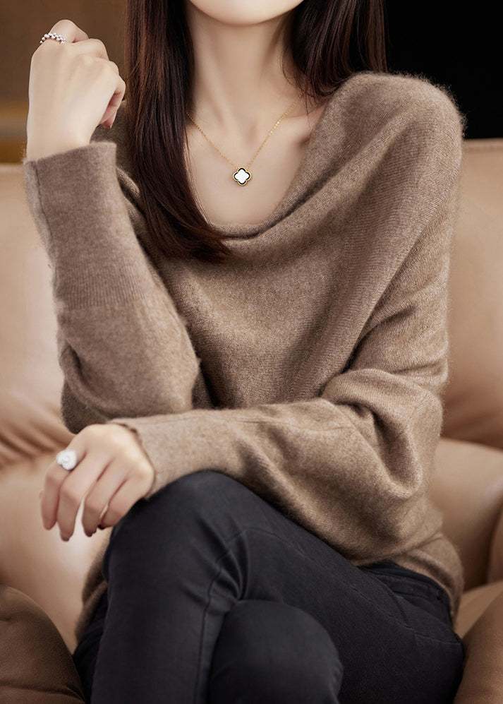 Beautifully Finished Sweater in a Timeless Design