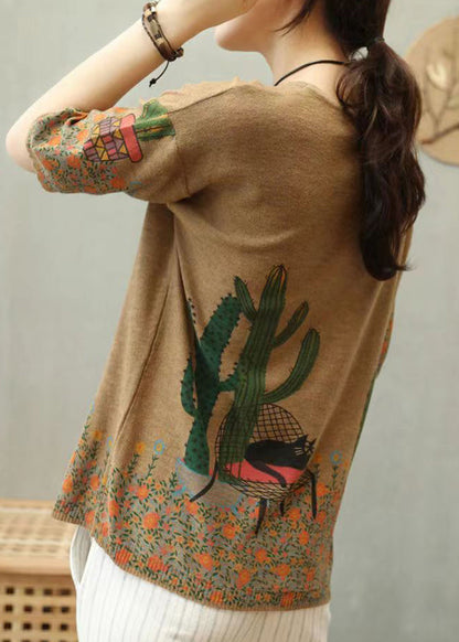 Effortlessly Elegant Top with a Timeless Design