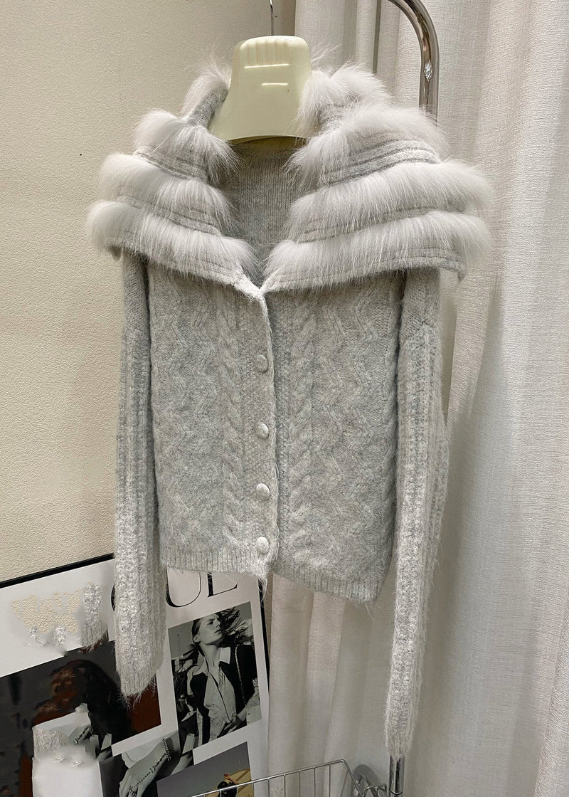 Beautifully Finished Cardigan in a Timeless Design
