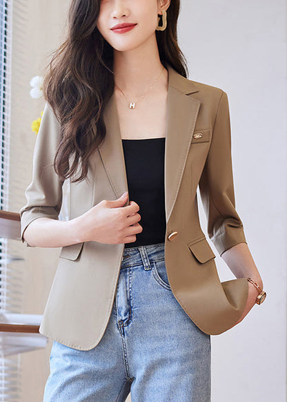 Sophisticated Jacket with a Clean Classic Look