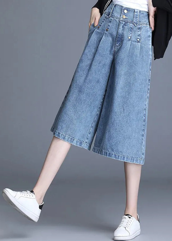 Classic Vintage Trousers with a Flattering Fit