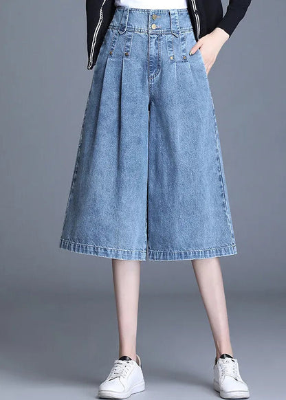 Classic Vintage Trousers with a Flattering Fit