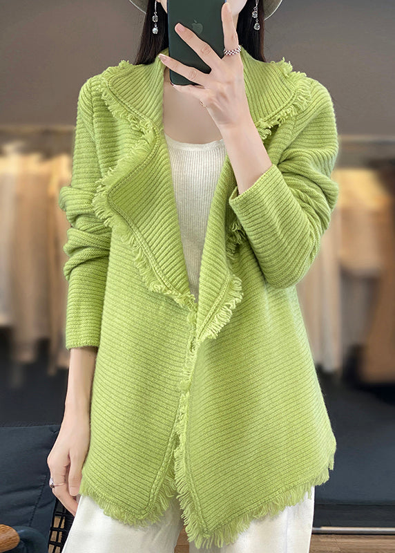 Effortlessly Elegant Cardigan with a Timeless Design