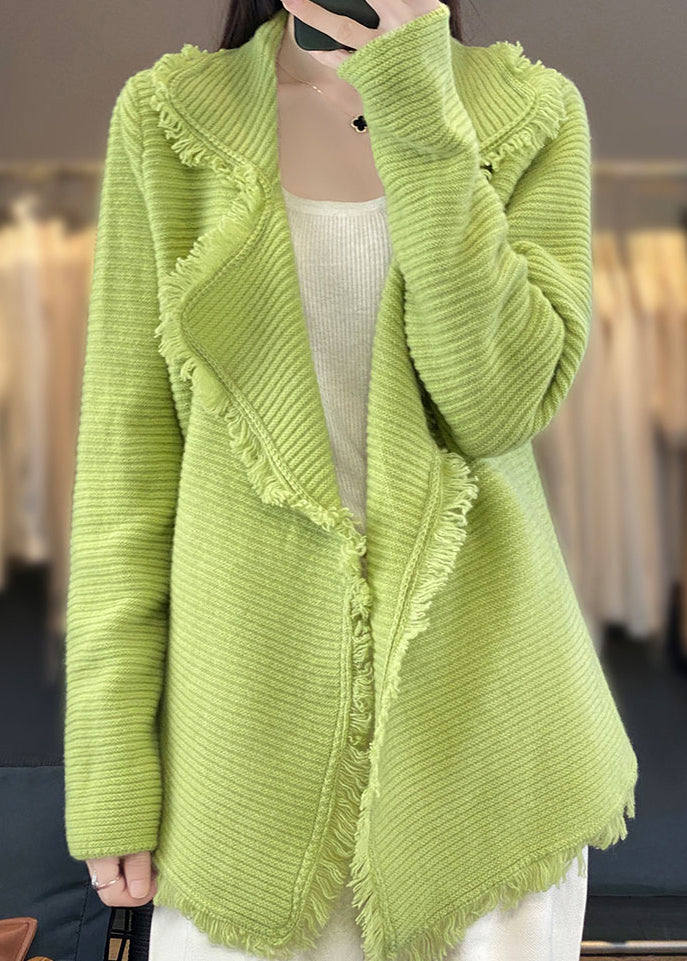 Effortlessly Elegant Cardigan with a Timeless Design