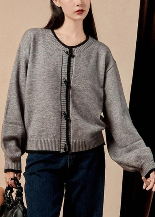 Effortlessly Elegant Coat with a Timeless Design