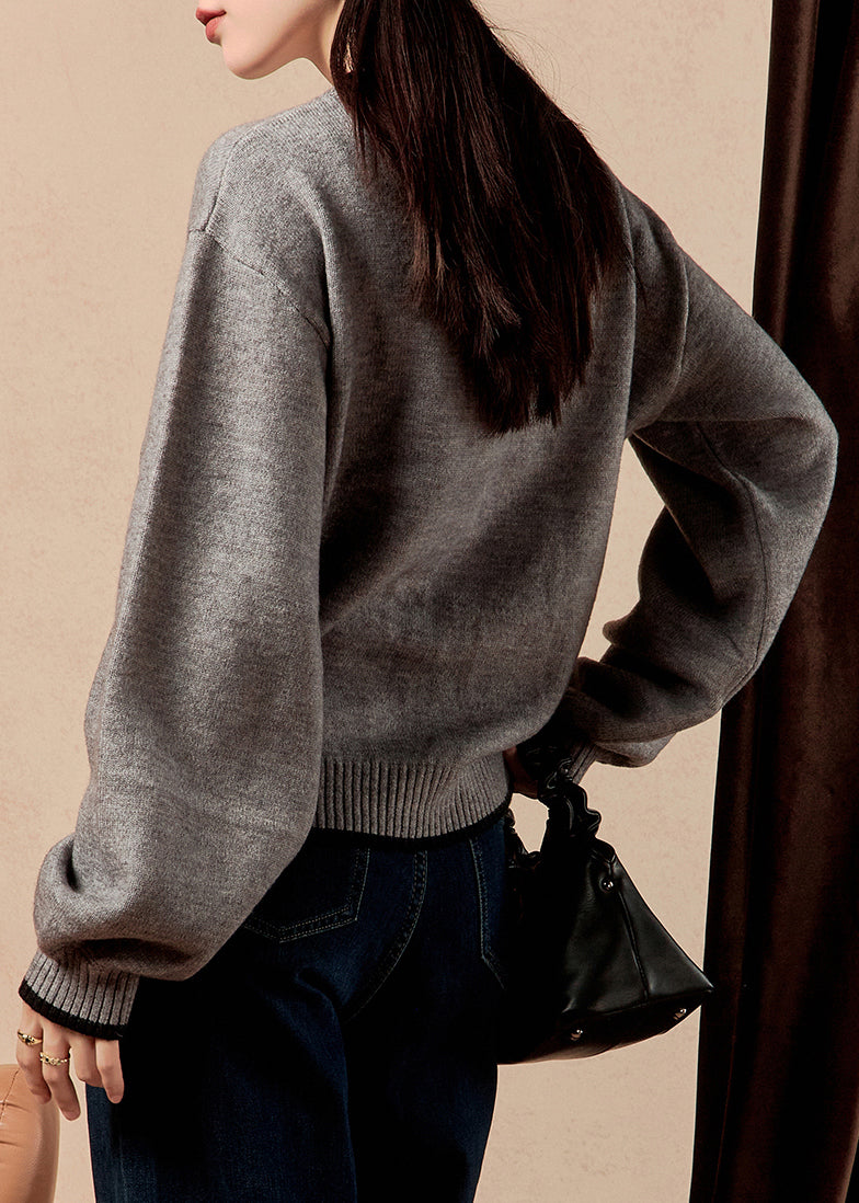 Effortlessly Elegant Coat with a Timeless Design