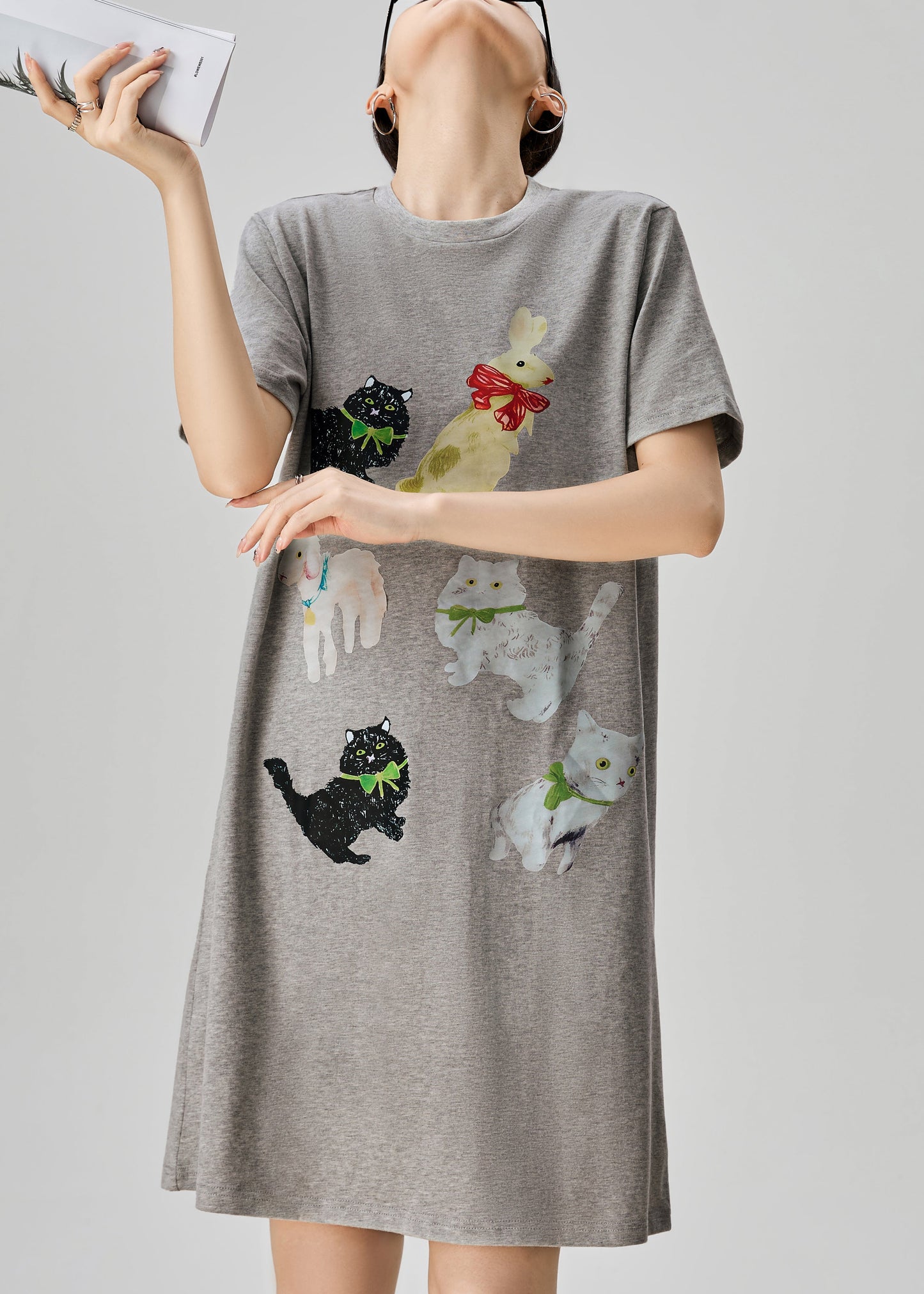 Classic Vintage Dress with a Flattering Fit