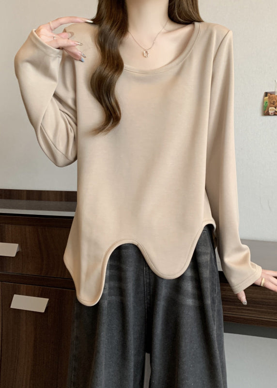Well Tailored Shirt with a Graceful Silhouette