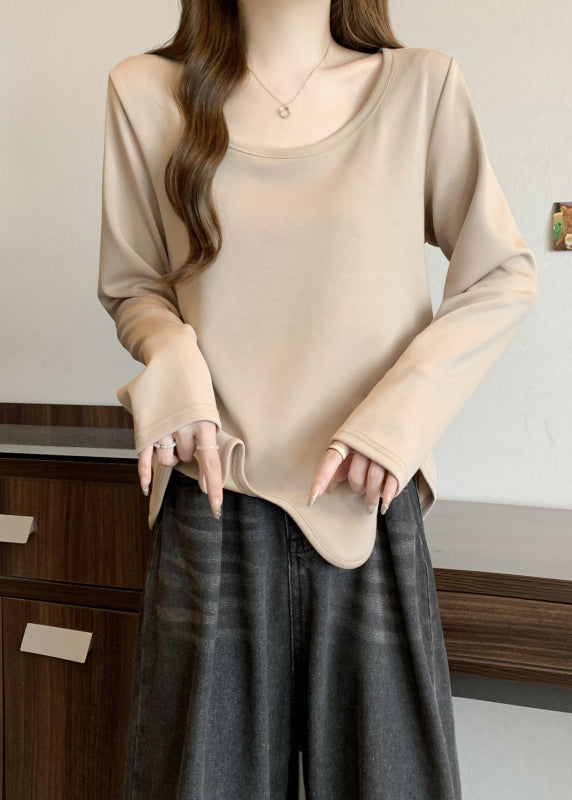 Well Tailored Shirt with a Graceful Silhouette