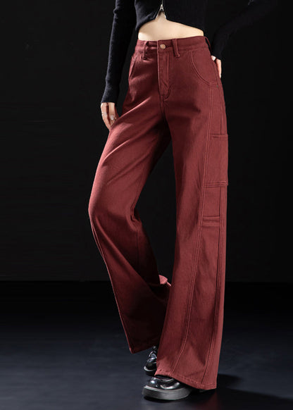 Effortlessly Elegant Pants with a Timeless Design