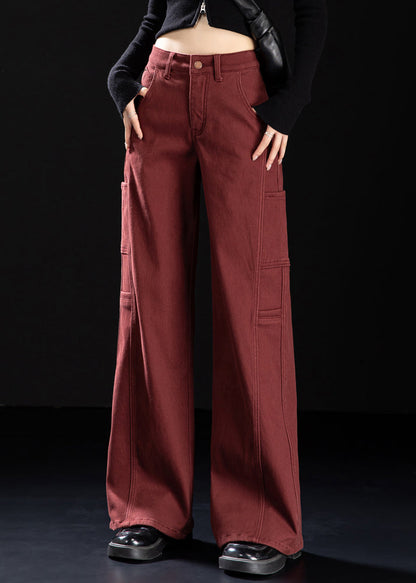 Effortlessly Elegant Pants with a Timeless Design