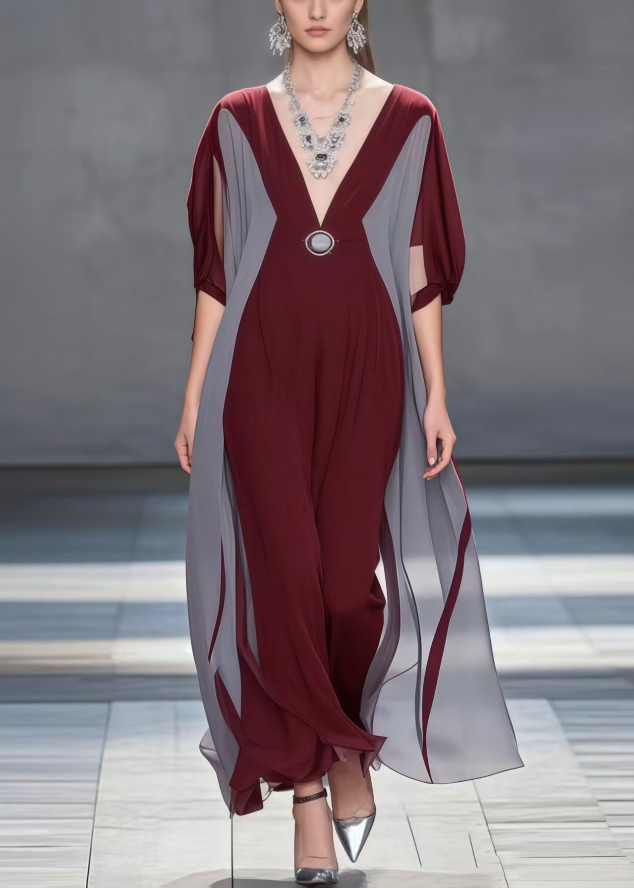 Well Tailored Dress with a Graceful Silhouette