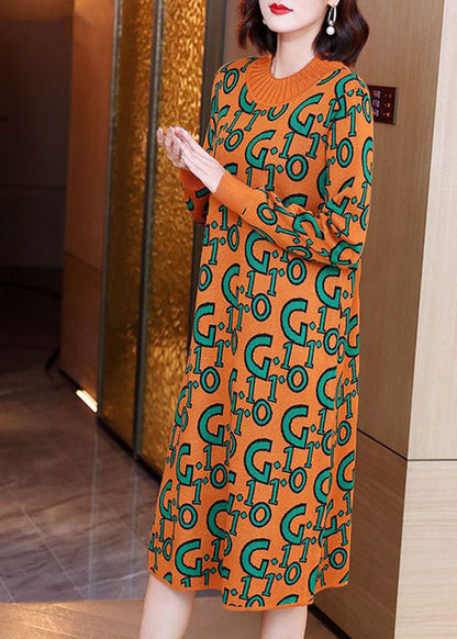 Well Tailored Sweater with a Graceful Silhouette