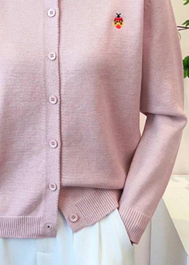 Beautifully Crafted Cardigan in a Classic Style