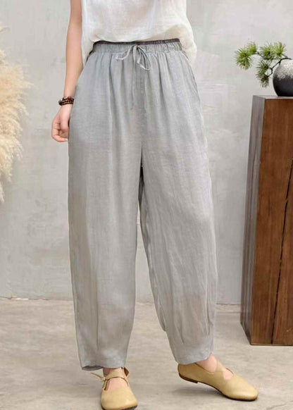 Elegantly Styled Trousers for Everyday Wear