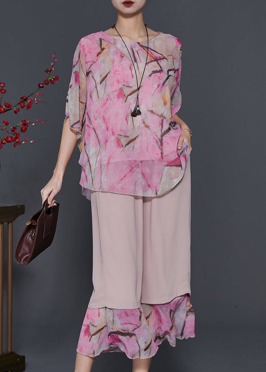 Gracefully Styled Garment for Any Occasion