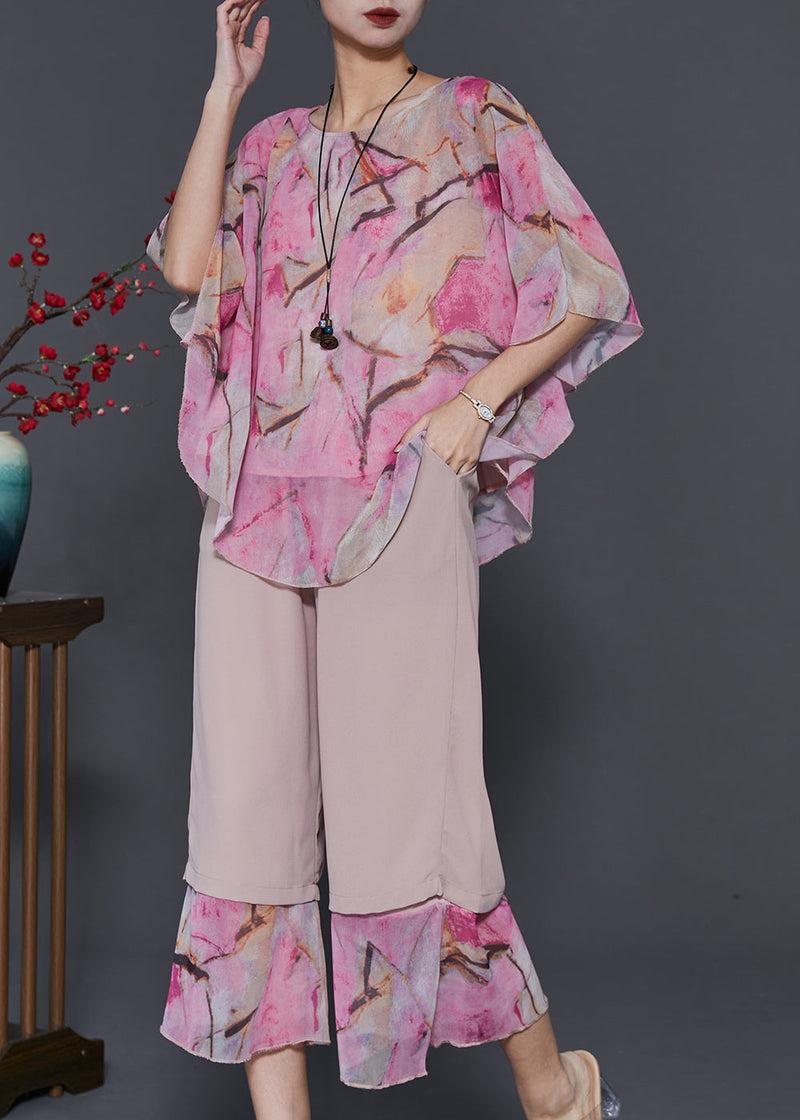 Gracefully Styled Garment for Any Occasion