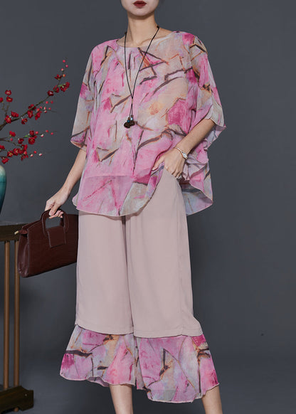 Gracefully Styled Garment for Any Occasion