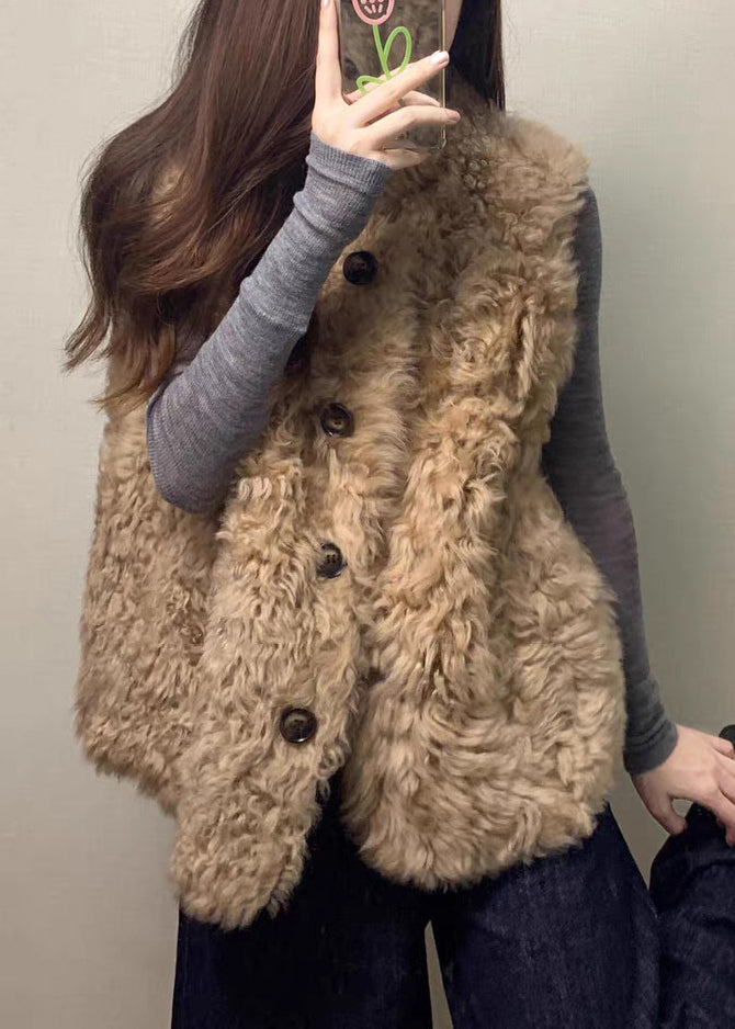 Effortlessly Elegant Coat with a Timeless Design