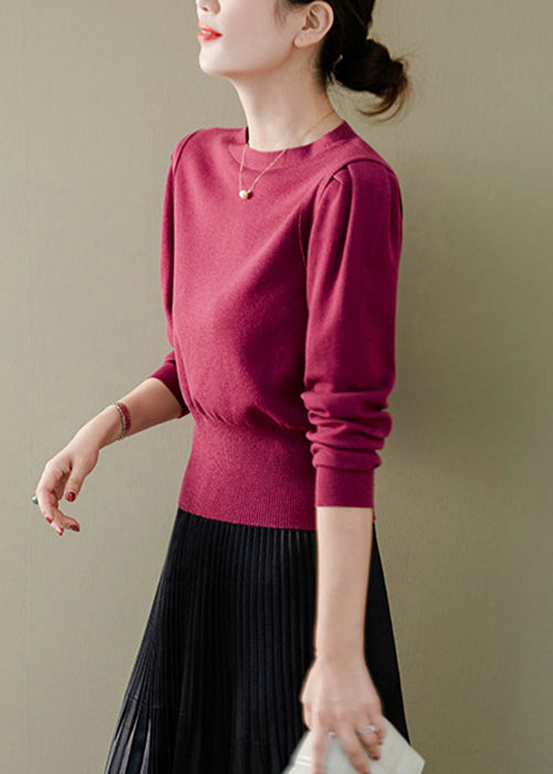 Well Tailored Top with a Graceful Silhouette