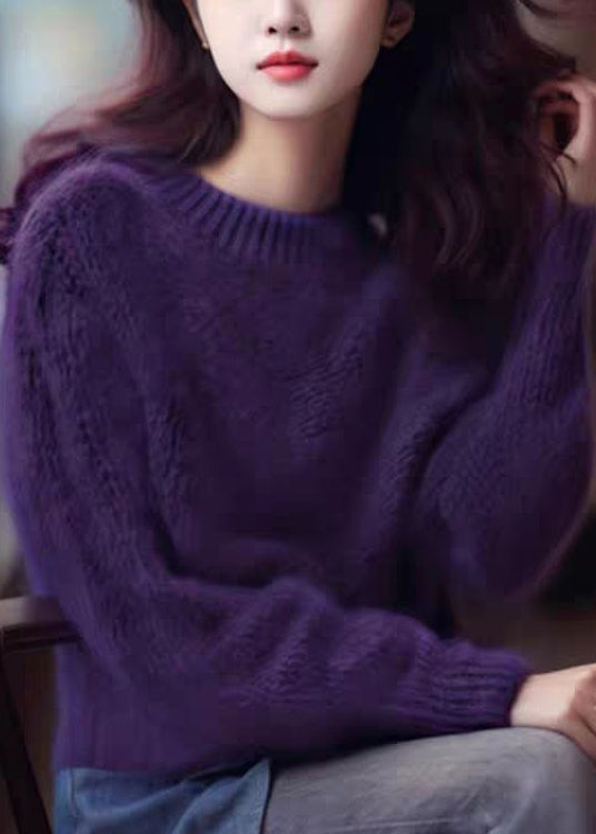 Well Tailored Top with a Graceful Silhouette