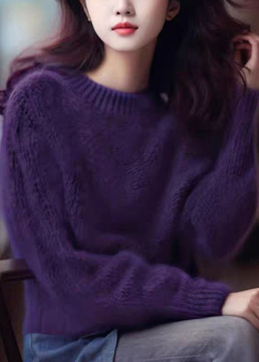 Well Tailored Top with a Graceful Silhouette