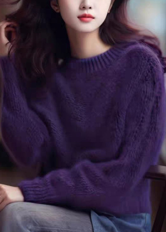 Well Tailored Top with a Graceful Silhouette