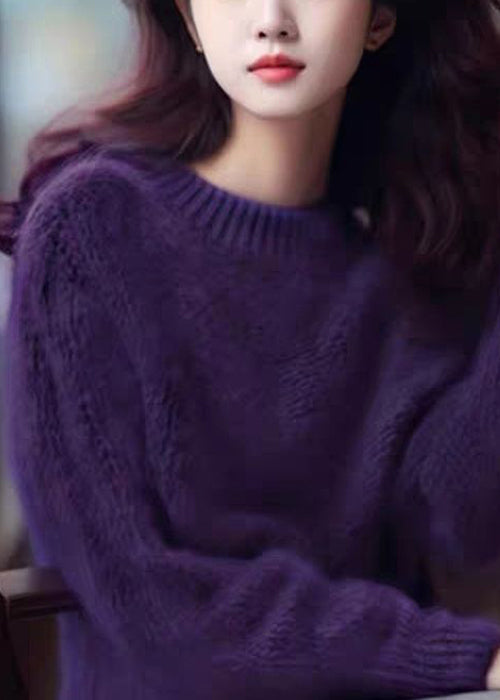 Effortlessly Elegant Top with a Timeless Design